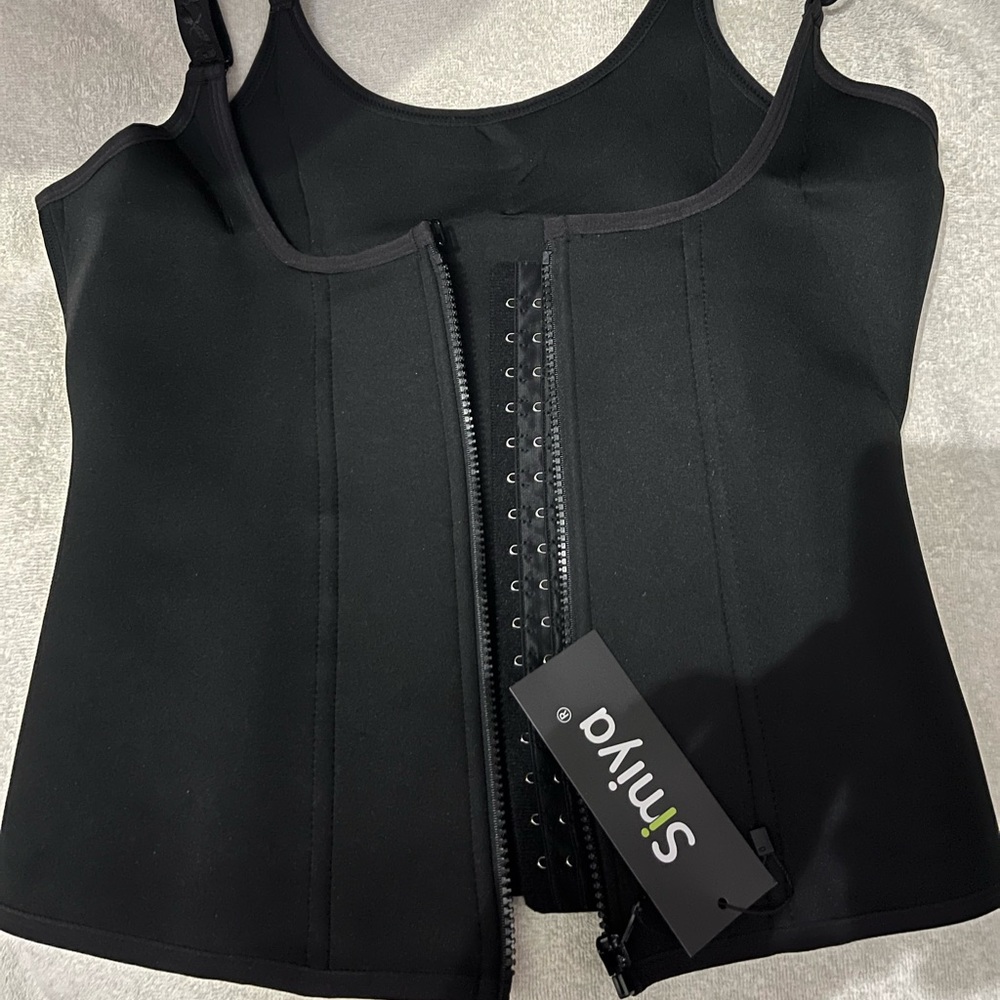 Waist trainer. size L, never worn, still has tag